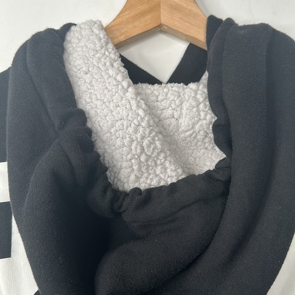 PINK Victoria’s Secret Hoodie Sweatshirt Womens Size XS Black Fleece Lined - Picture 8 of 8